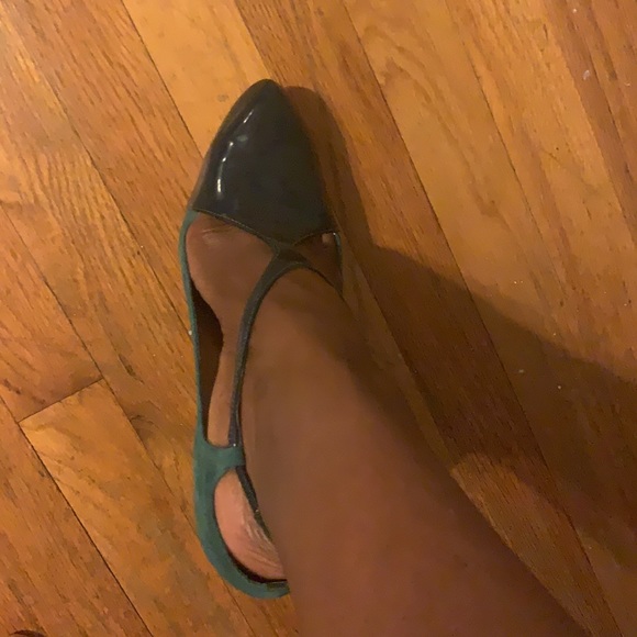 Beautiful Suede and Patent Heels 👠 🤩❤️ - Picture 3 of 9